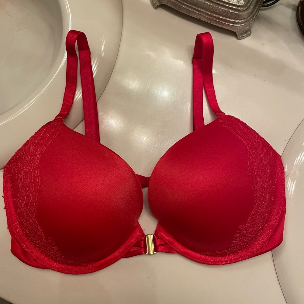 Victorias Secret Very Sexy Push Up Bra